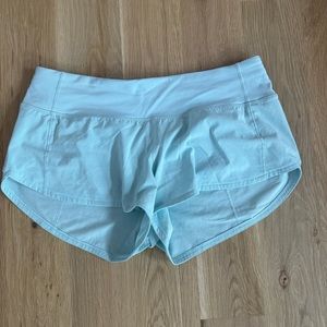 2.5 inch lululemon shorts